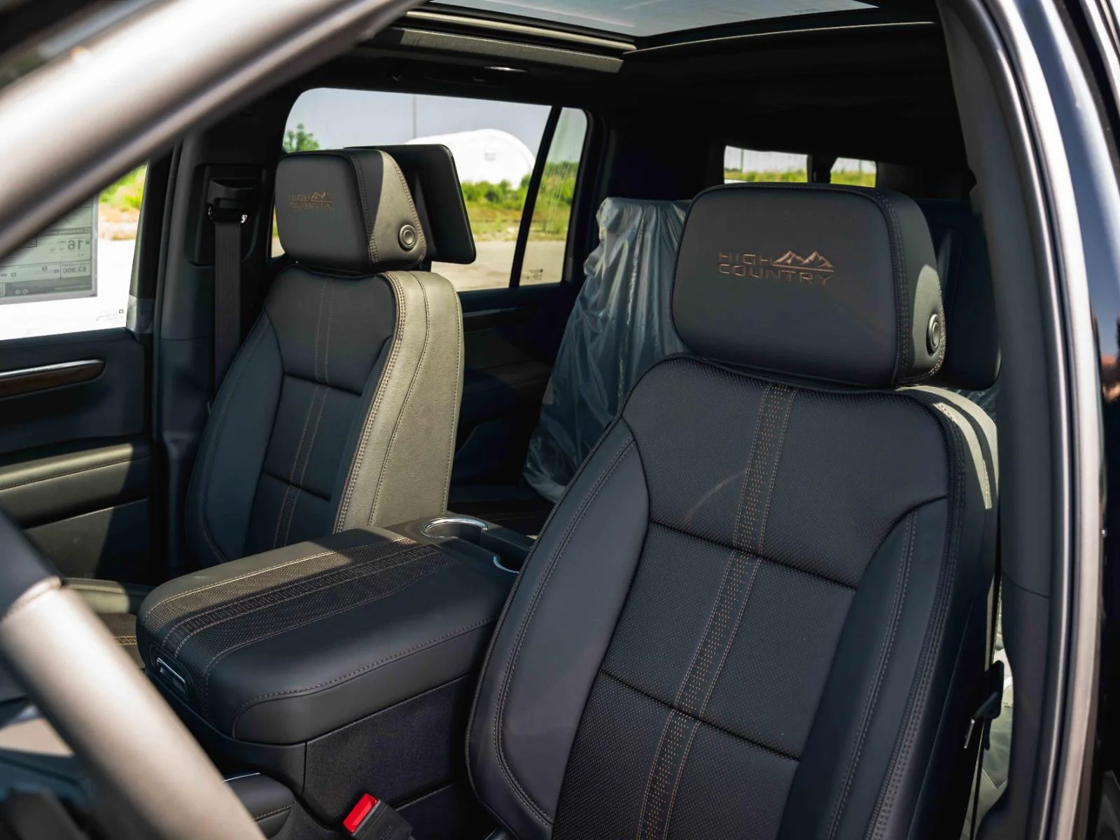 New 2026 Black Chevrolet High Country image 38
