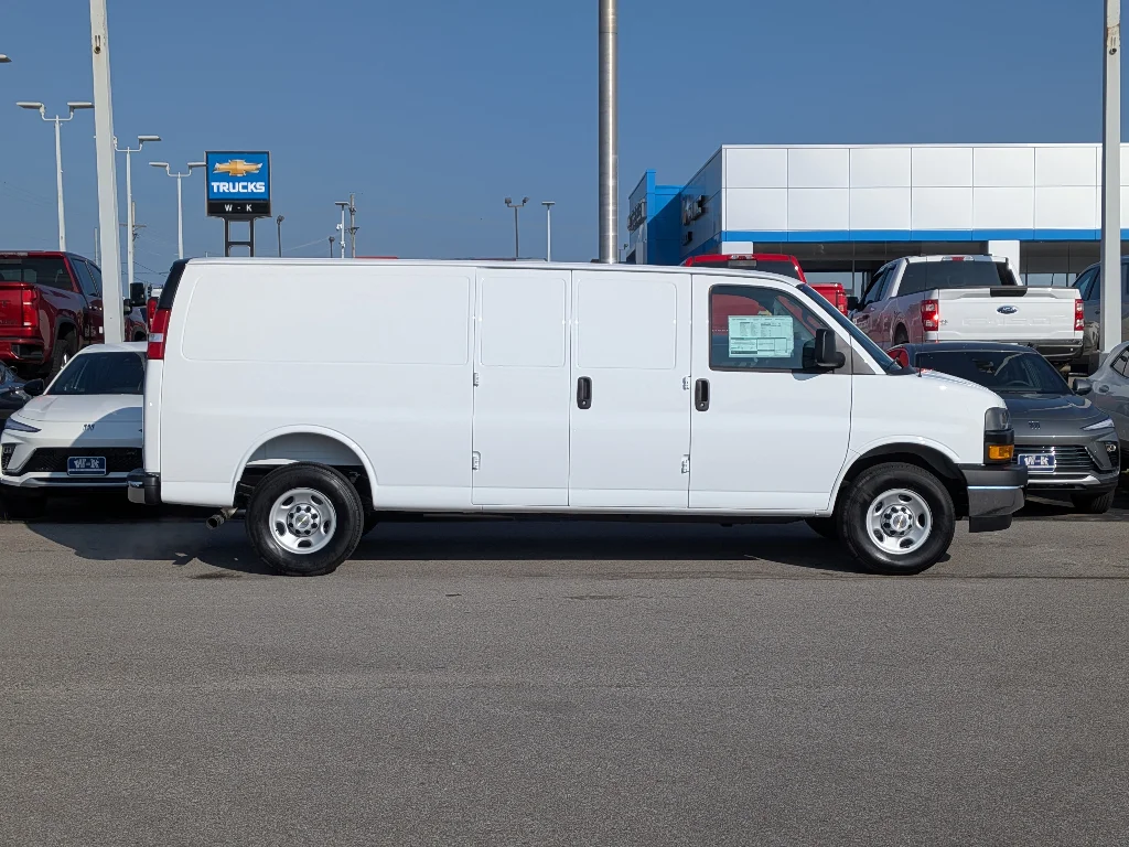 New 2026 Summit White Chevrolet Work Van image 2