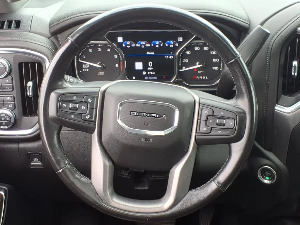 Used 2020 White GMC Denali image 27