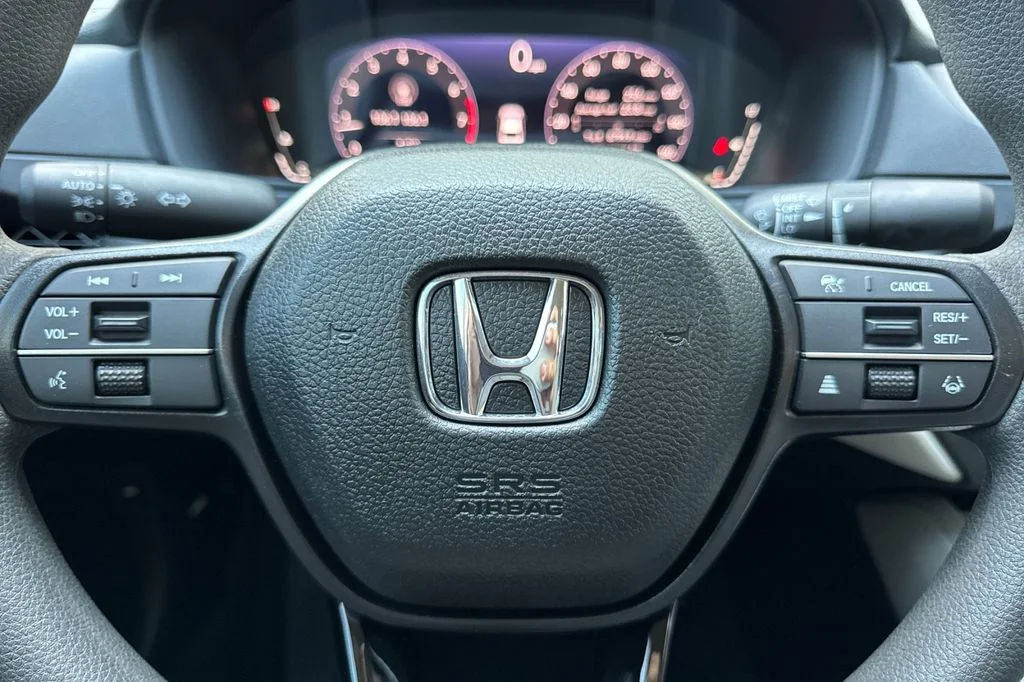 Certified Used 2025 Meteorite Gray Metallic Honda LX image 27
