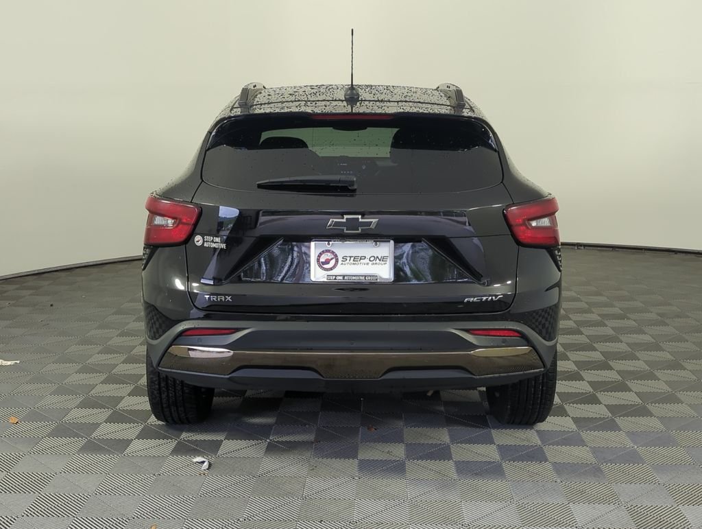 Used 2025 Black Chevrolet ACTIV image 6