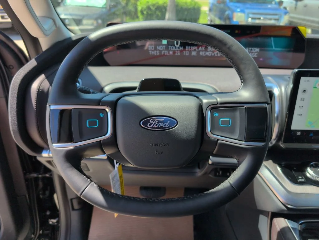 New 2026 Black Ford Platinum image 30