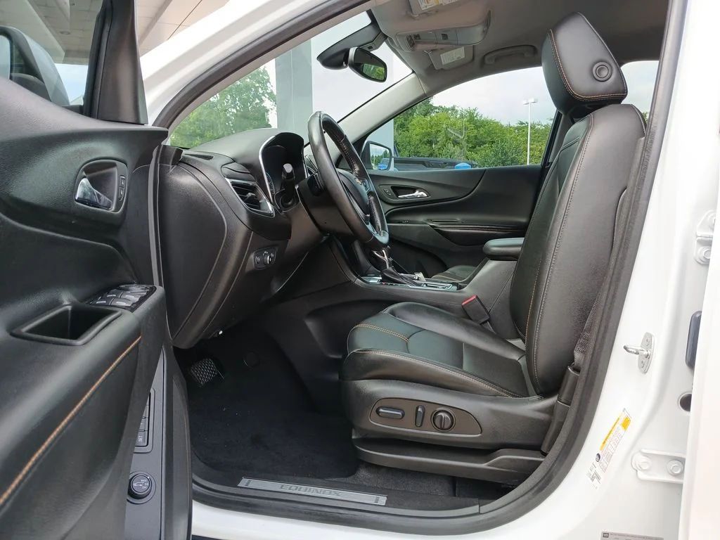 Used 2022 Beige Chevrolet Premier image 20