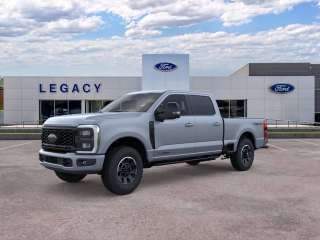 2025 Ford Super Duty F-350® Lariat®