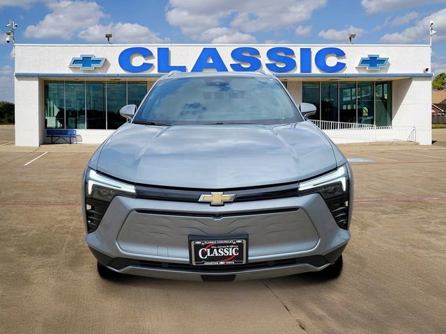 Used 2024 Chevrolet Blazer EV LT with VIN 3GNKDBRJ0RS215086 for sale in Houston, TX
