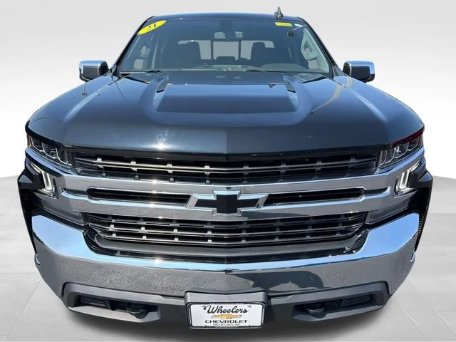 Used 2021 Black Chevrolet LT image 9