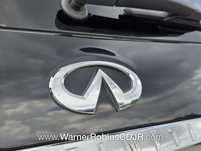 Used 2020 Black INFINITI PURE image 13