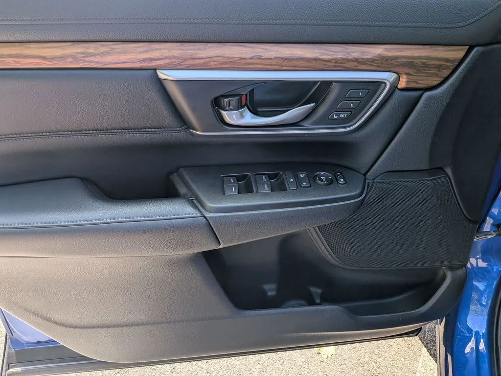 Used 2021  Honda EX-L image 13