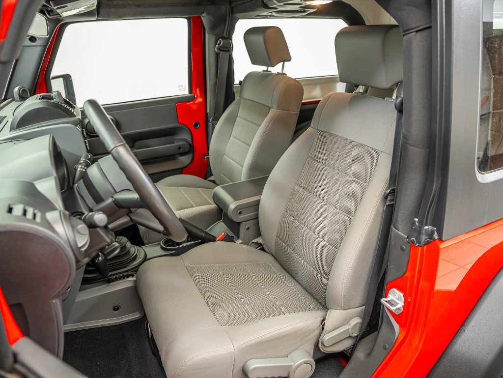 Used 2008 Flame Red Clearcoat Jeep Rubicon image 20