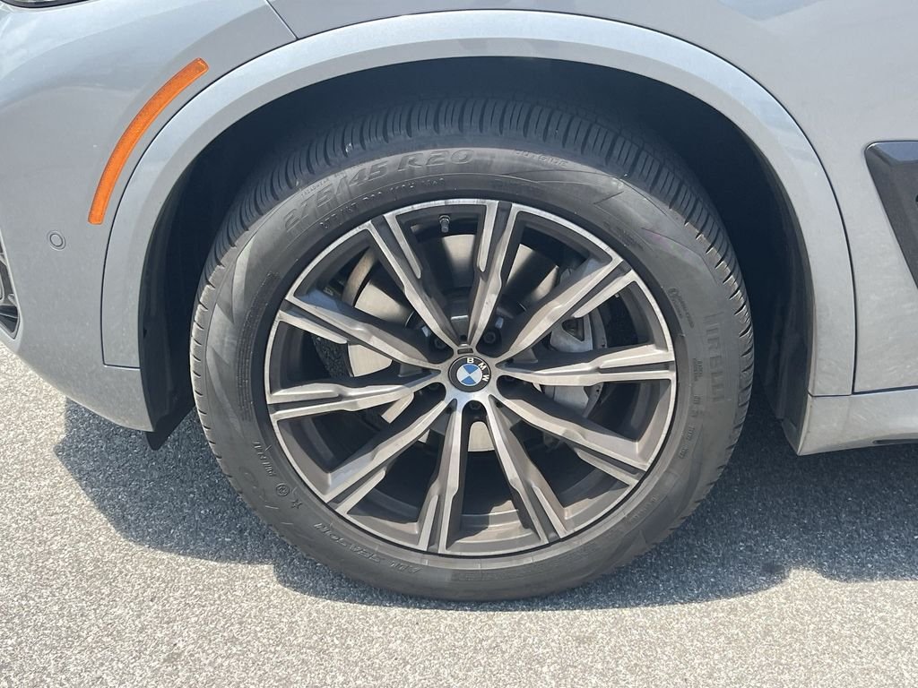 Certified Used 2024 Gray Metallic BMW xDrive40i image 10