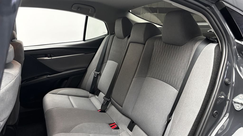 Used 2025  Toyota LE image 28