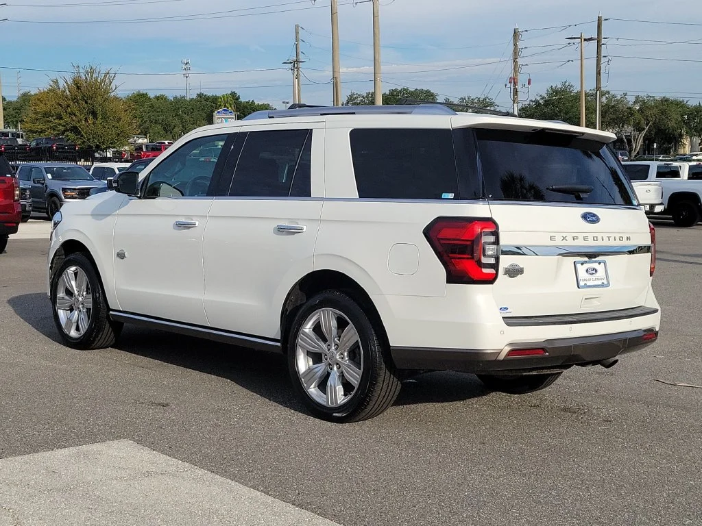 Used 2022 Star White Ford King Ranch image 3