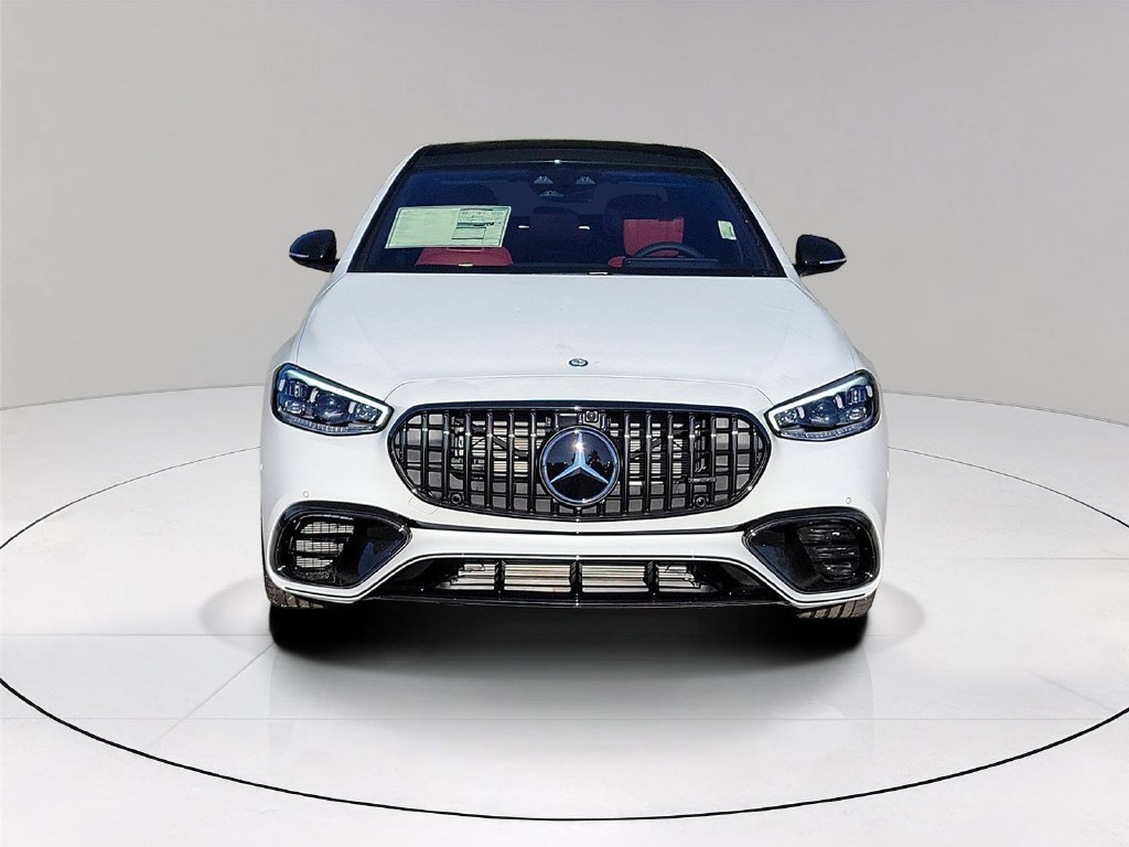 New 2026 MANUFAKTUR Moonlight White Magno Mercedes-Benz AMG® S 63 E 4MATIC® Sedan image 2