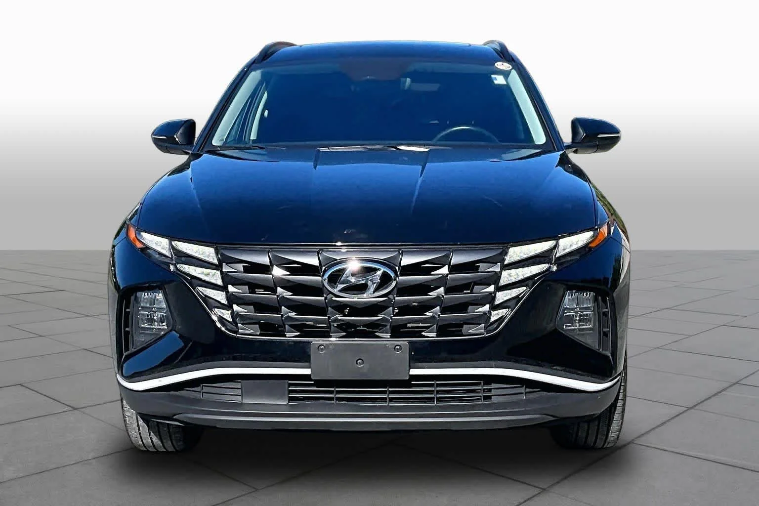 Used 2024 Black Pearl Hyundai SEL image 4