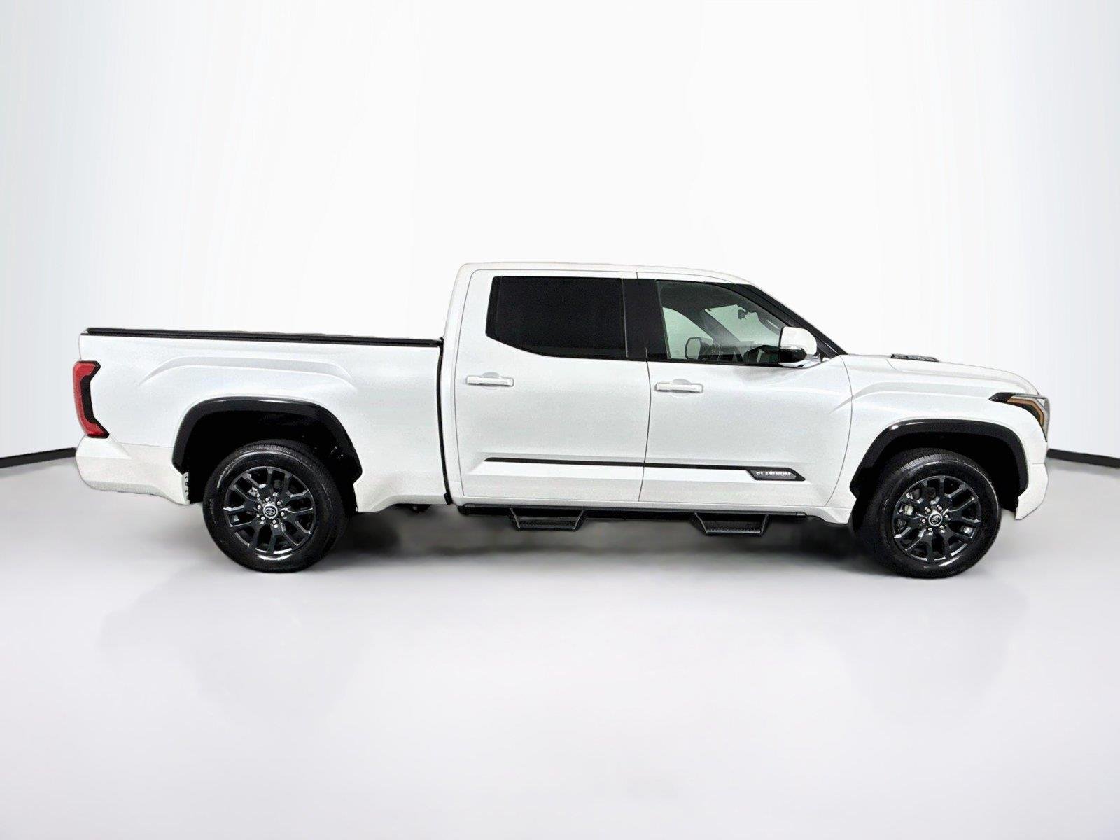 Used 2023 Wind Chill Pearl Toyota Platinum HV image 11