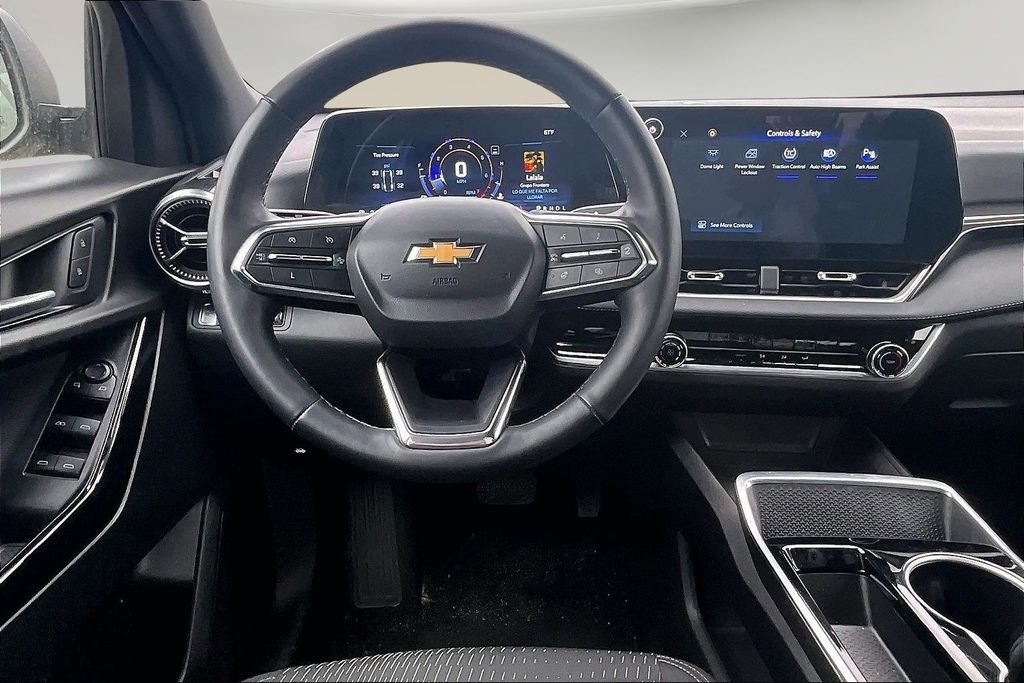 Used 2025 Black Chevrolet LT image 10