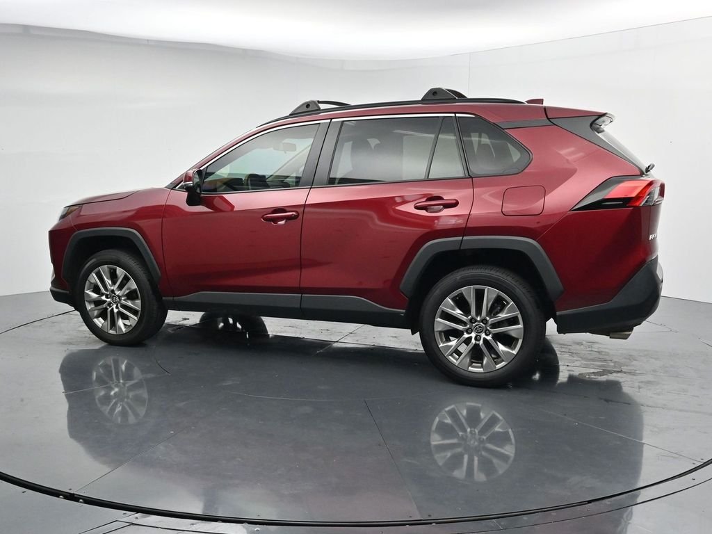 Used 2023 Red Toyota XLE Premium image 5