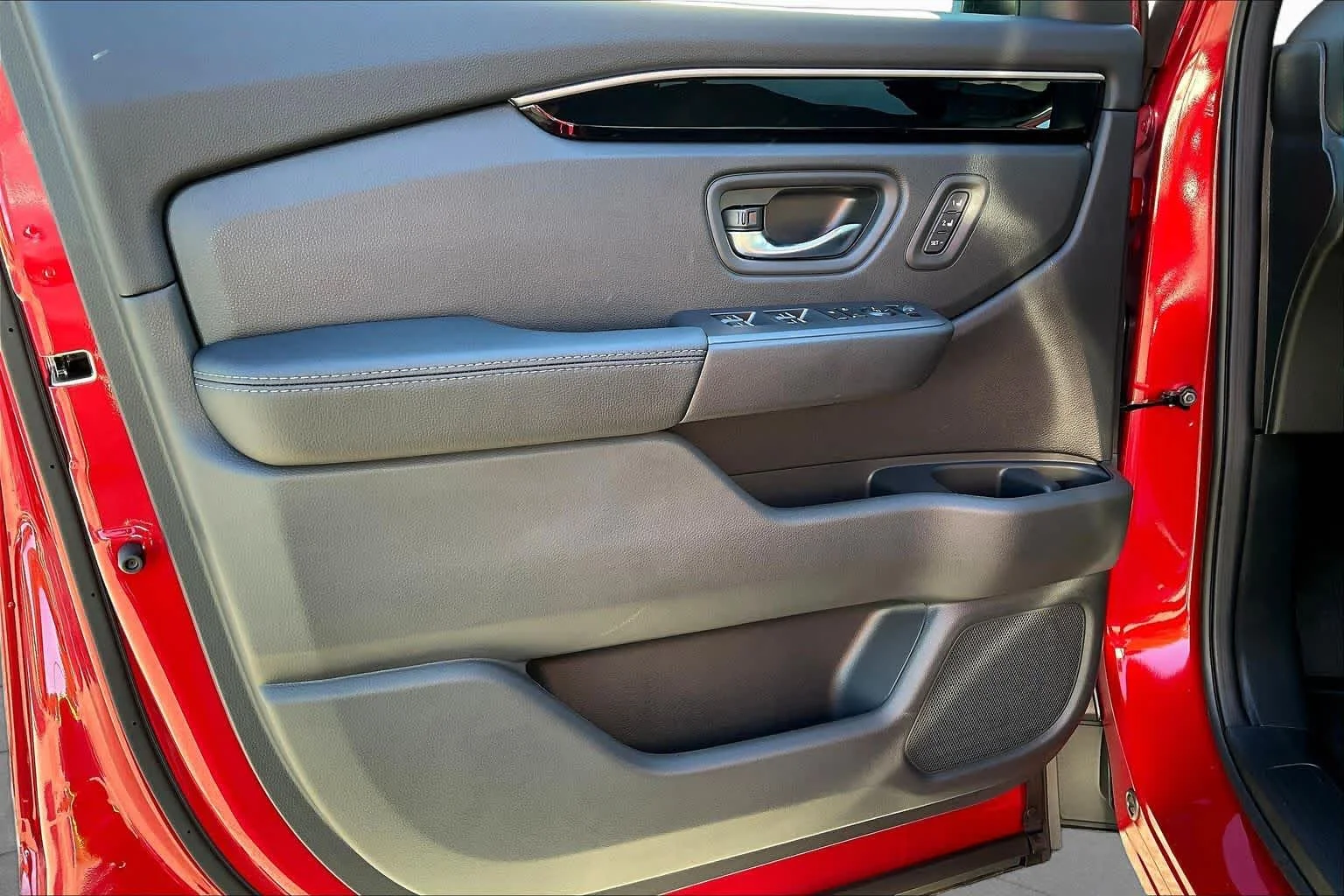 New 2026 Radiant Red Metallic II Honda RTL image 10
