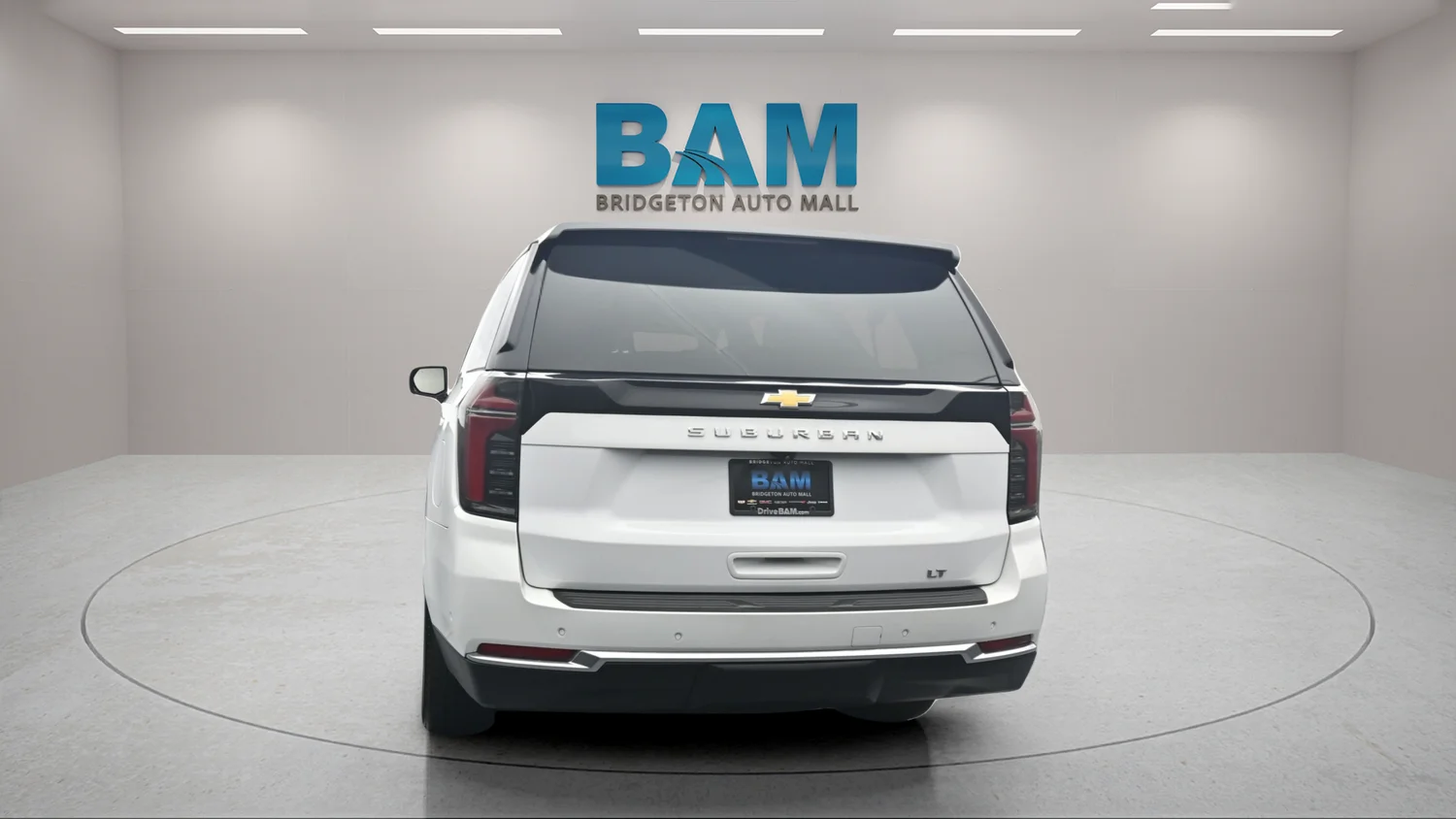 Used 2025 White Chevrolet LT image 5