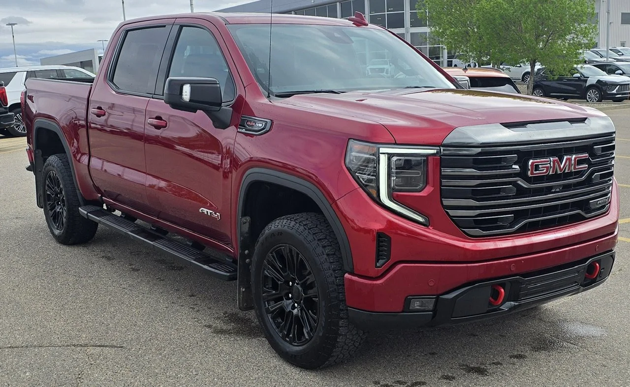 Used 2023 Red GMC AT4 Crew Cab image 7