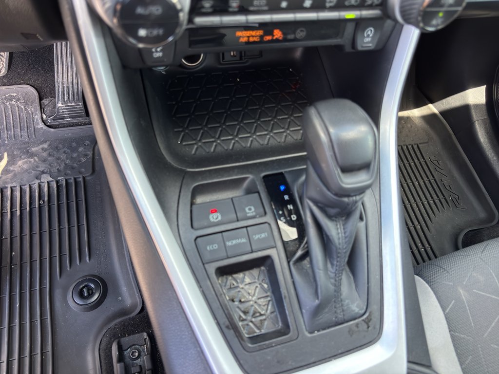 Used 2022 Silver Sky Metallic Toyota XLE image 12