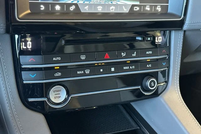 Used 2020 Blue Jaguar 30t Portfolio image 20