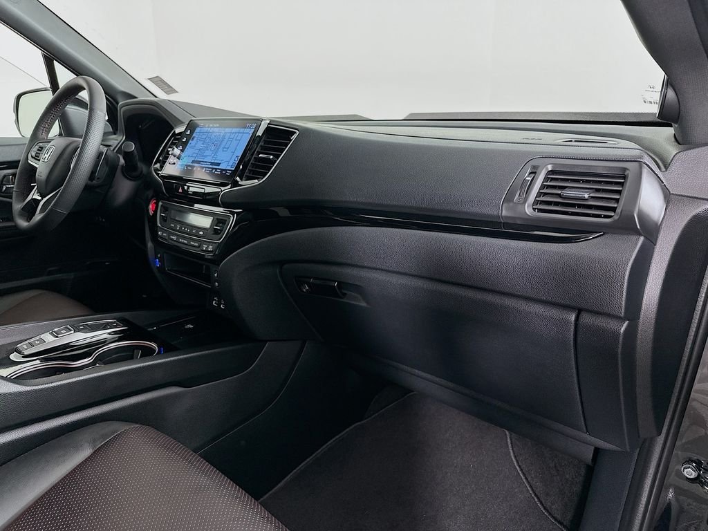 New 2026 Crystal Black Pearl Honda Black Edition image 30