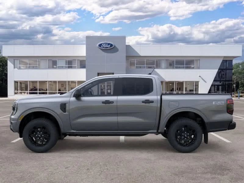 New 2026 Carbonized Gray Metallic Ford XLT image 3