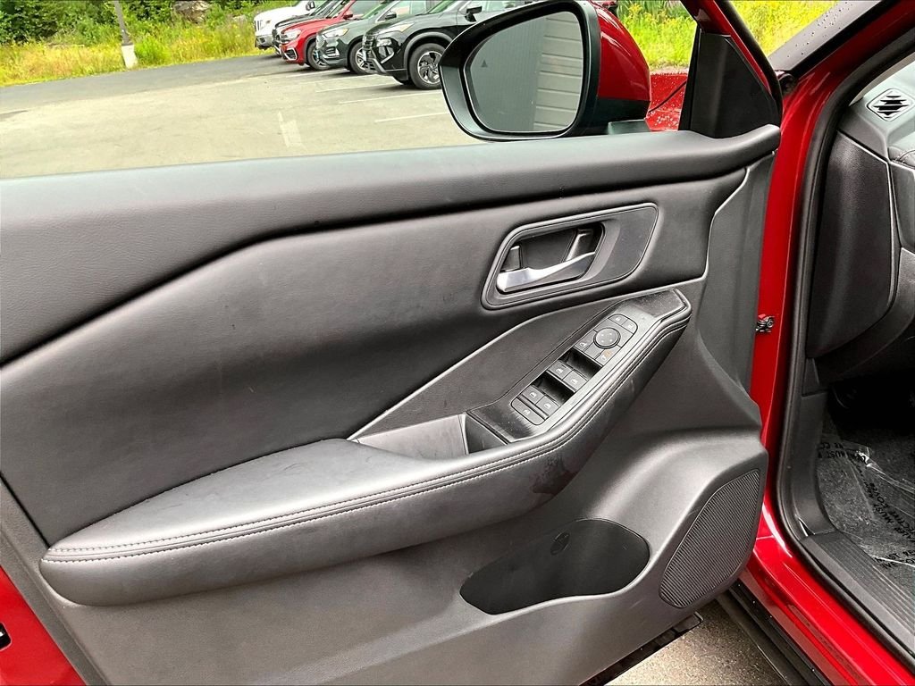 Used 2026 Red Nissan SV image 10