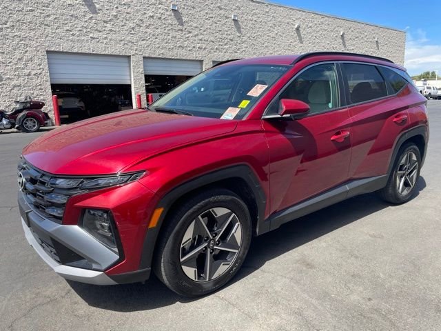 Used 2025 Red Hyundai SEL image 3