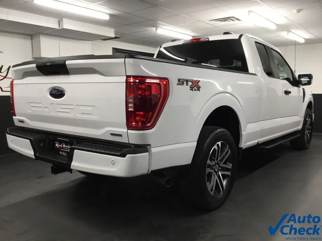 Used 2023 White Ford XL image 10