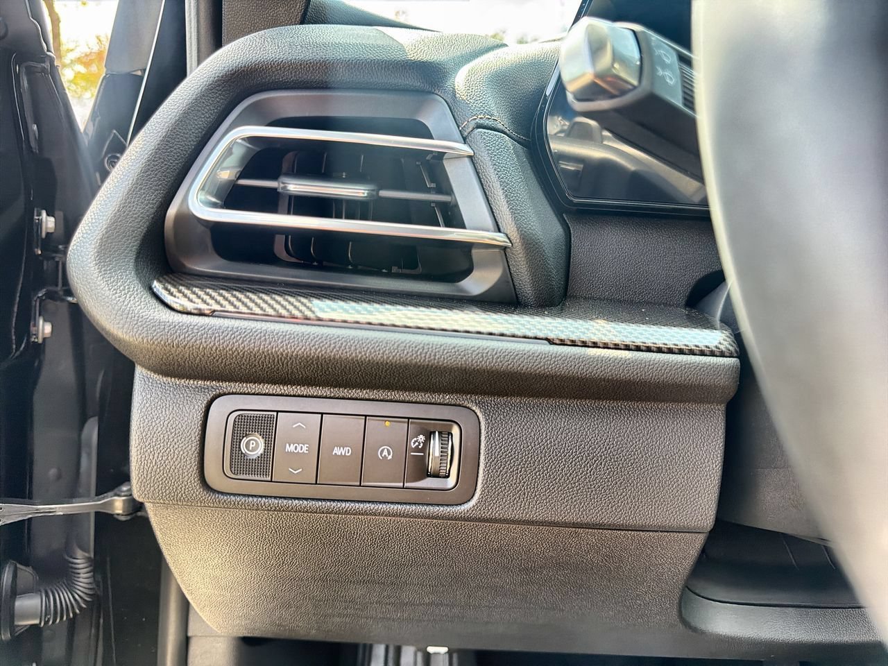 New 2027 Mosaic Black Metallic Chevrolet Z71 image 15