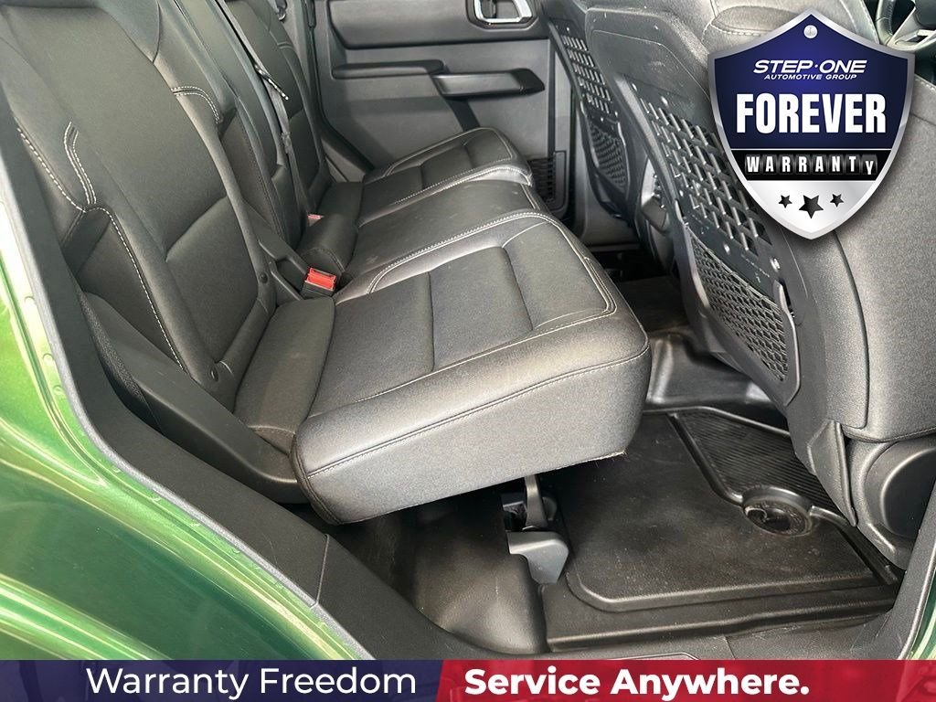 Used 2025 Green Ford Badlands image 34