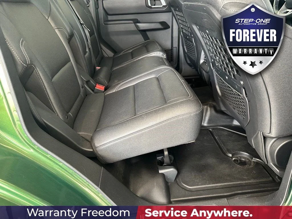 Used 2025 Green Ford Badlands image 34