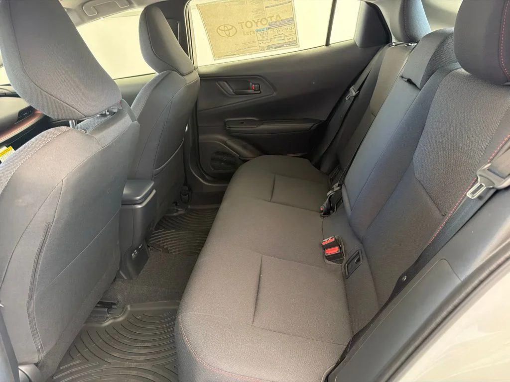 New 2026 Wind Chill Pearl <sup>1</sup> Toyota  SE image 21