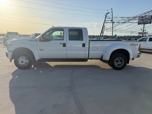 Used 2012 White Ford XLT image 2
