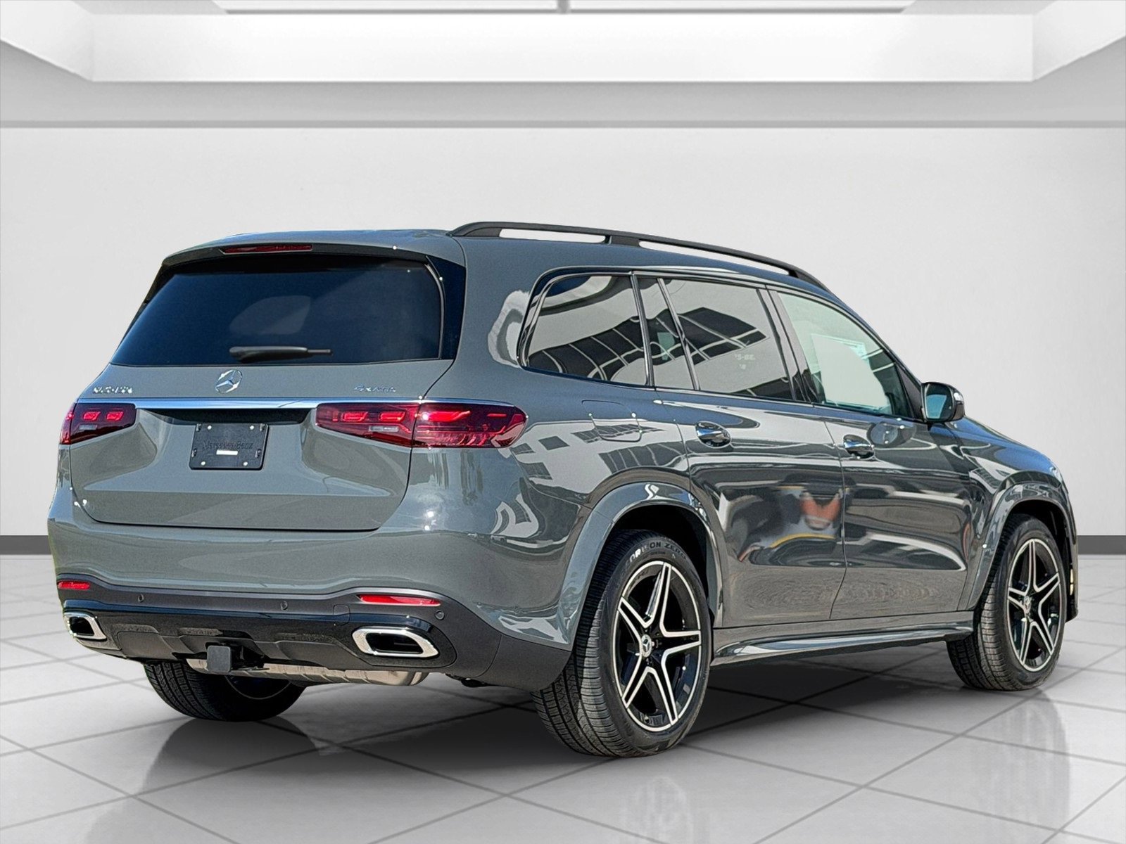 New 2026 MANUFAKTUR Silicon Grey Mercedes-Benz GLS 450 image 28