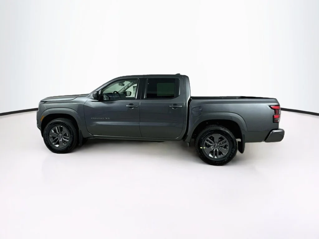 New 2027 Gray Nissan SV image 4