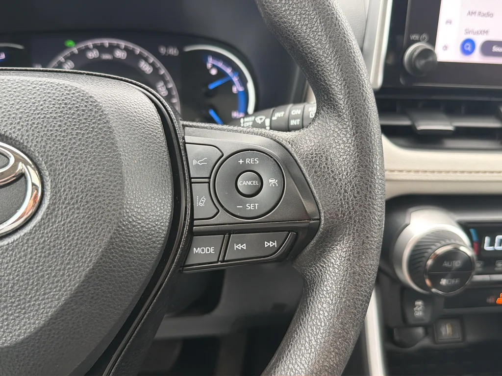 Used 2023 White Toyota XLE image 38