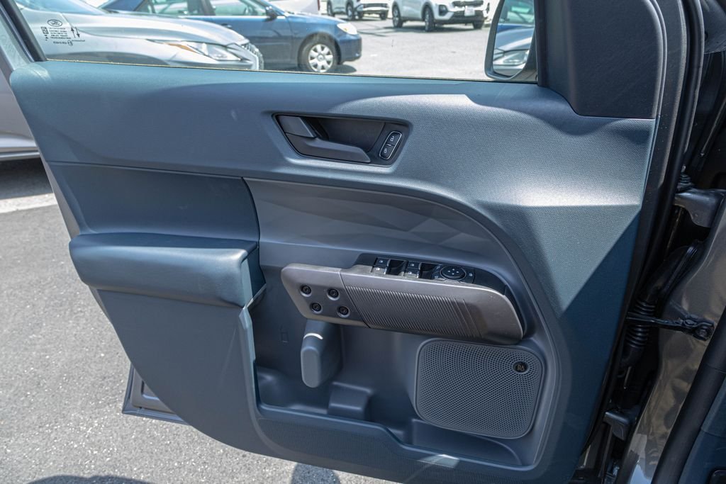 New 2026 Carbonized Gray Metallic Ford Lariat® image 23