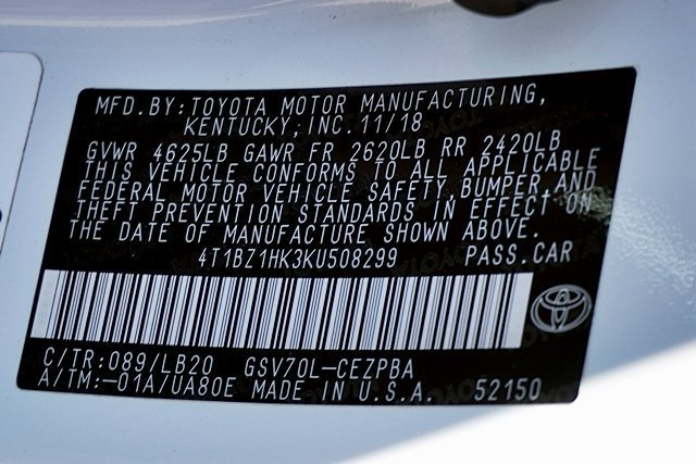Used 2019 Beige Toyota XSE V6 image 13