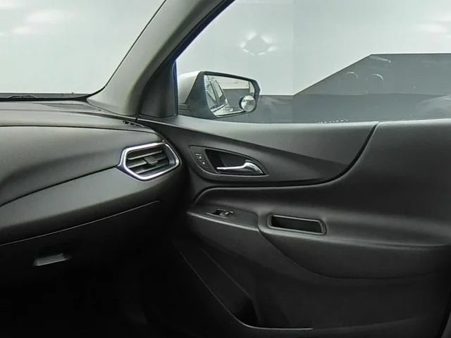 Used 2021 Silver Chevrolet LT image 30