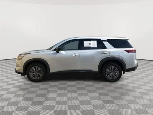 Certified Used 2023 Silver Nissan S image 8