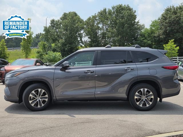 Used 2023 Magnetic Gray Metallic Toyota XLE image 1