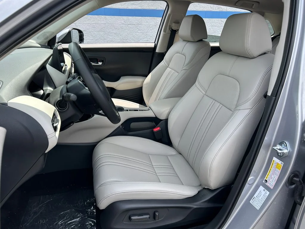 2026 Honda HR-V EX-L - Photo 17