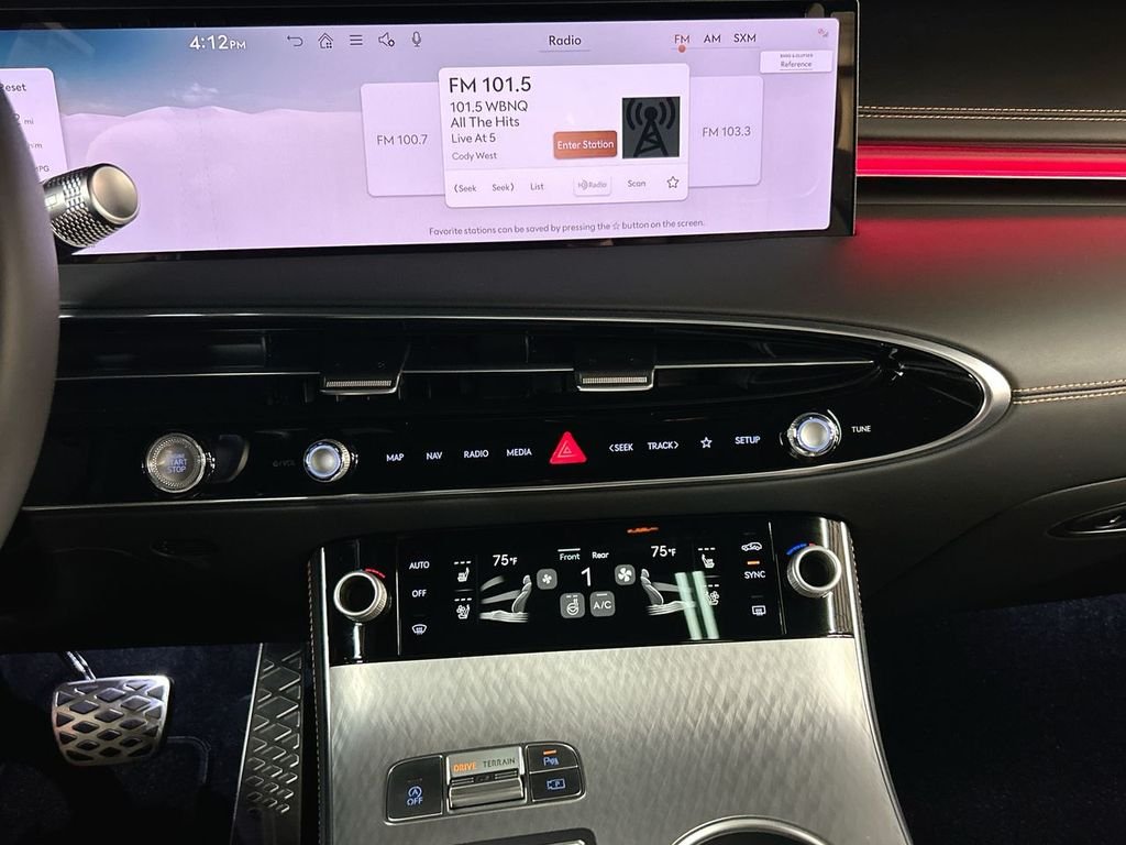 New 2026 White Genesis 2.5T Sport Prestige image 20