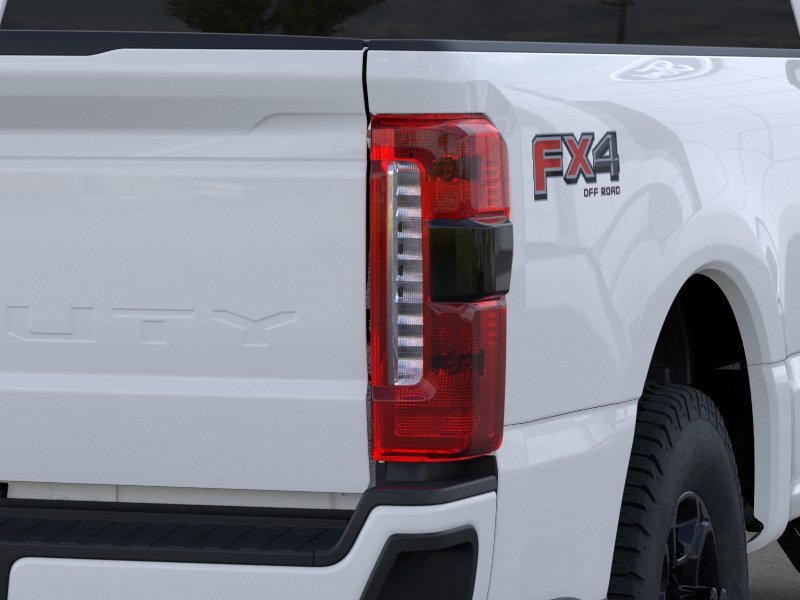 New 2026 Oxford White Ford XL image 21