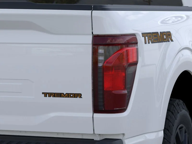 New 2026 Oxford White Ford Tremor® image 21