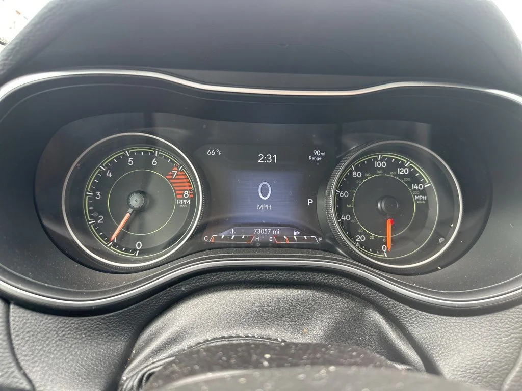 Used 2020 Silver Jeep Trailhawk image 11