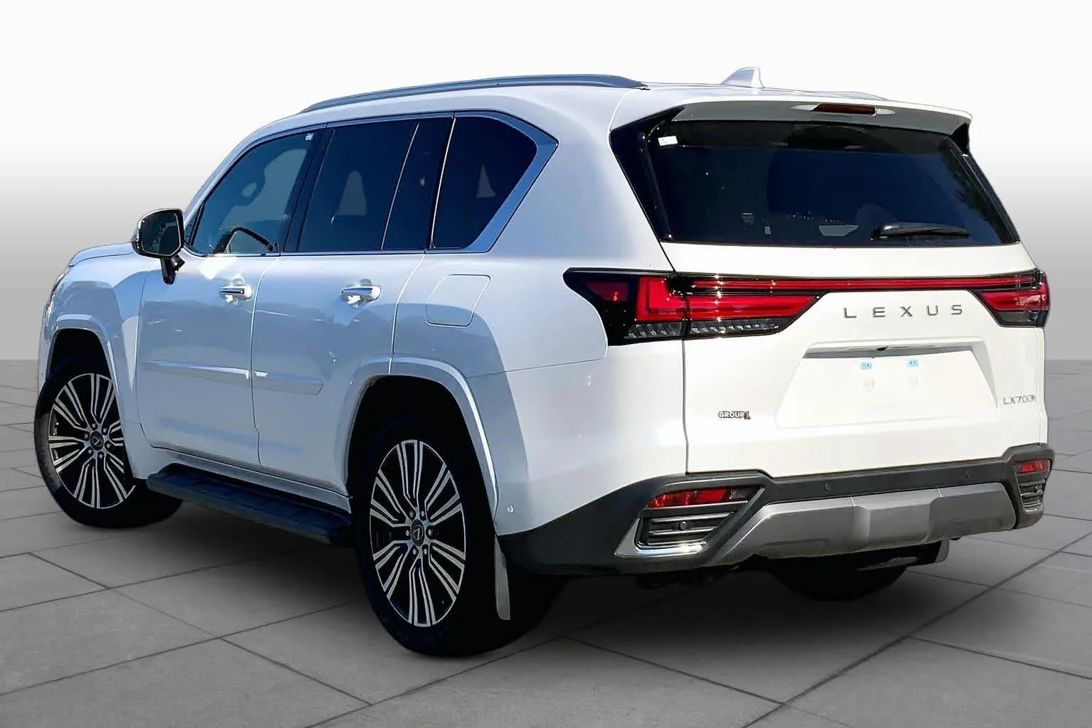 Certified Used 2026 Eminent White Pearl Lexus Luxury image 12